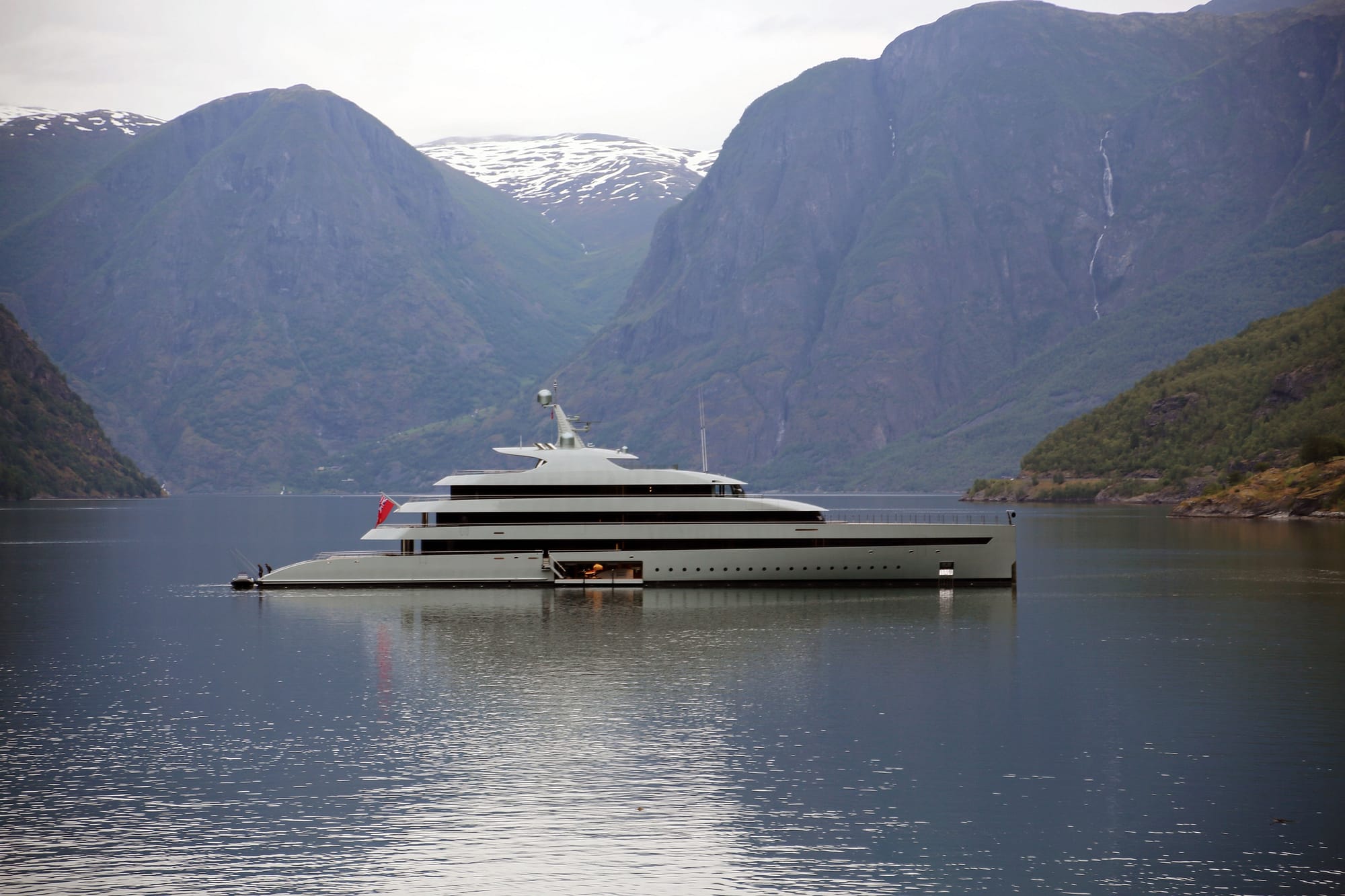 Discovering the magic of Norway by superyacht by SCS Yachting